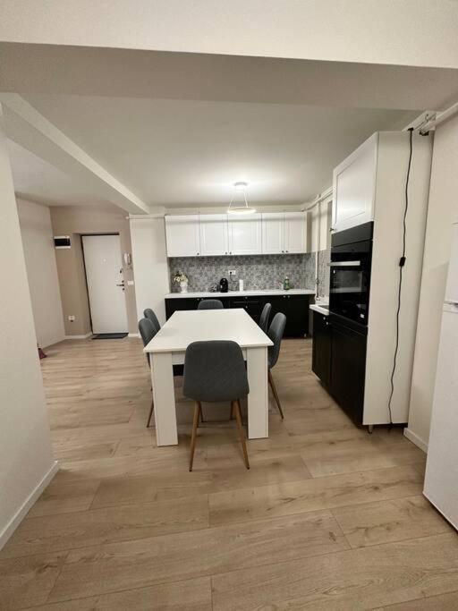 Ultracentral Luxury Apartament Temeşvar Dış mekan fotoğraf